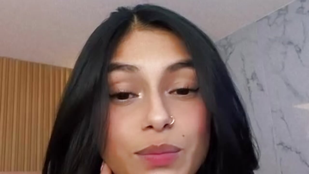 ♫ - video by lilith_petit_ cam model