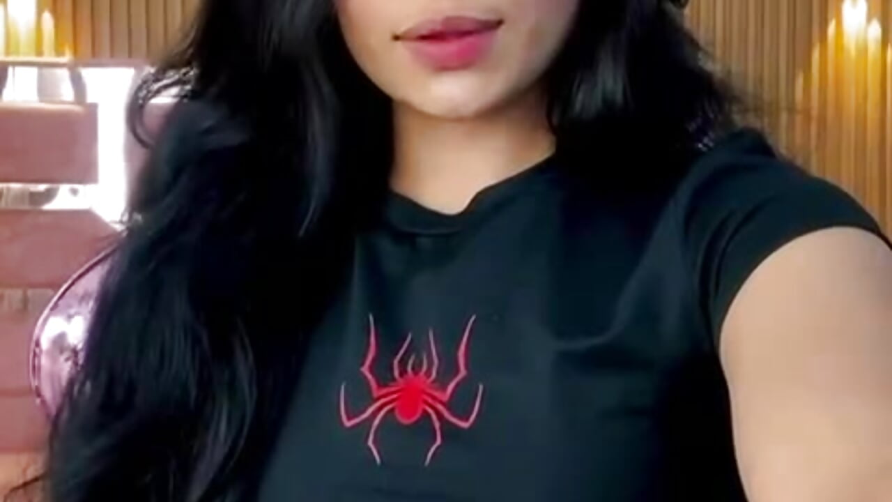 🌸🔞 - Vídeo de lilith_petit_, modelo de vídeos