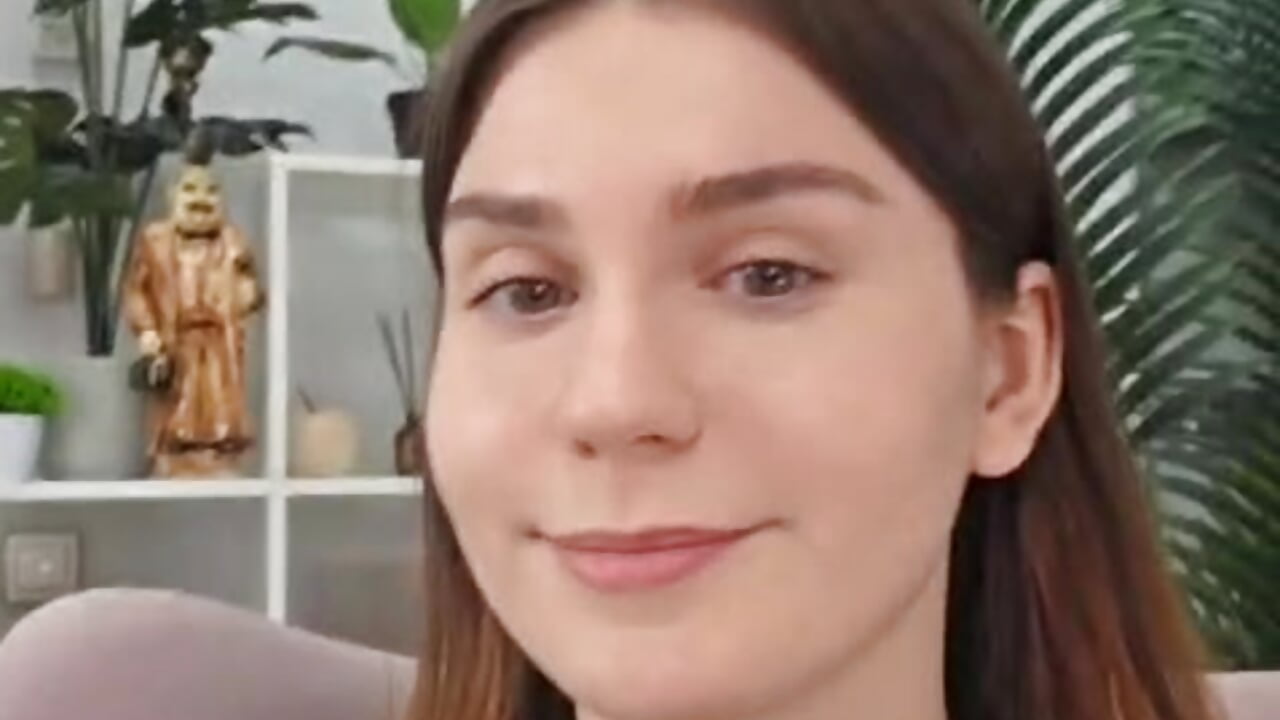 Air kiss for u ❤️ - video by RickiHamelinck cam model