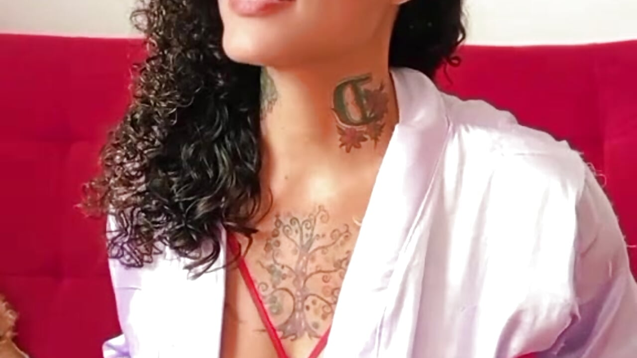 De vuelta - video oleh DayannaPink kamera model