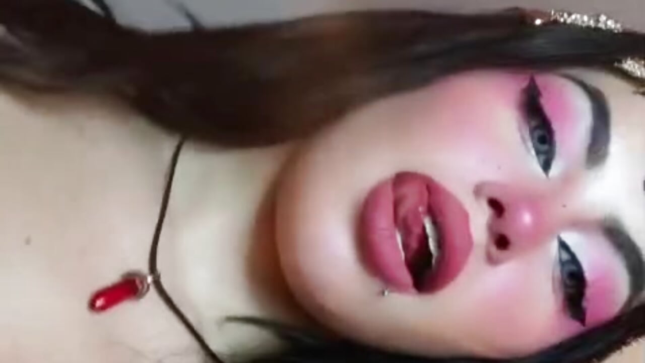 Pointed ears and very human desires. - video by Raven_Blue_ cam model