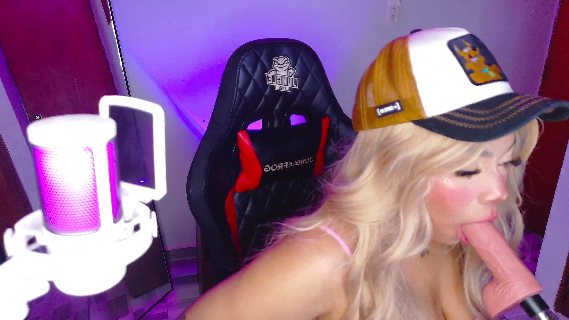 Hi, can I suck you for a while? - MarianaPradax adlı kamera modelinin videosu