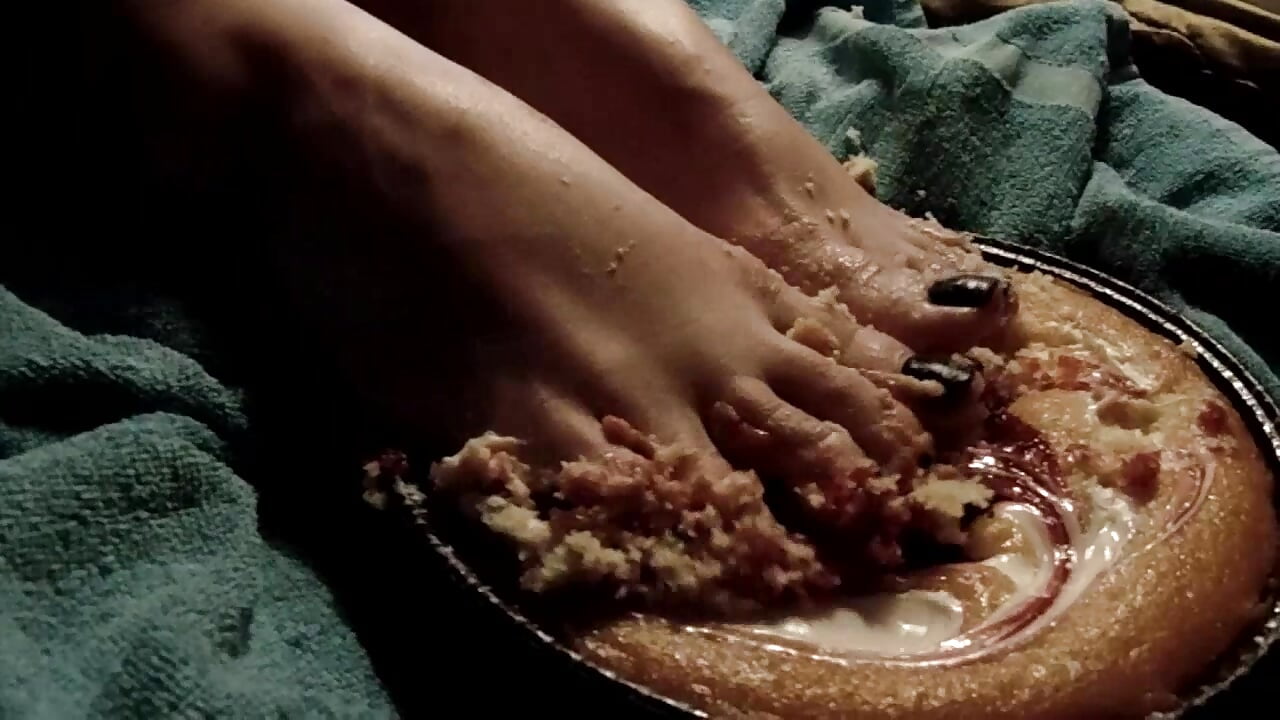 messy — filmik ChristieCru, modela(-lki) na kamerkach