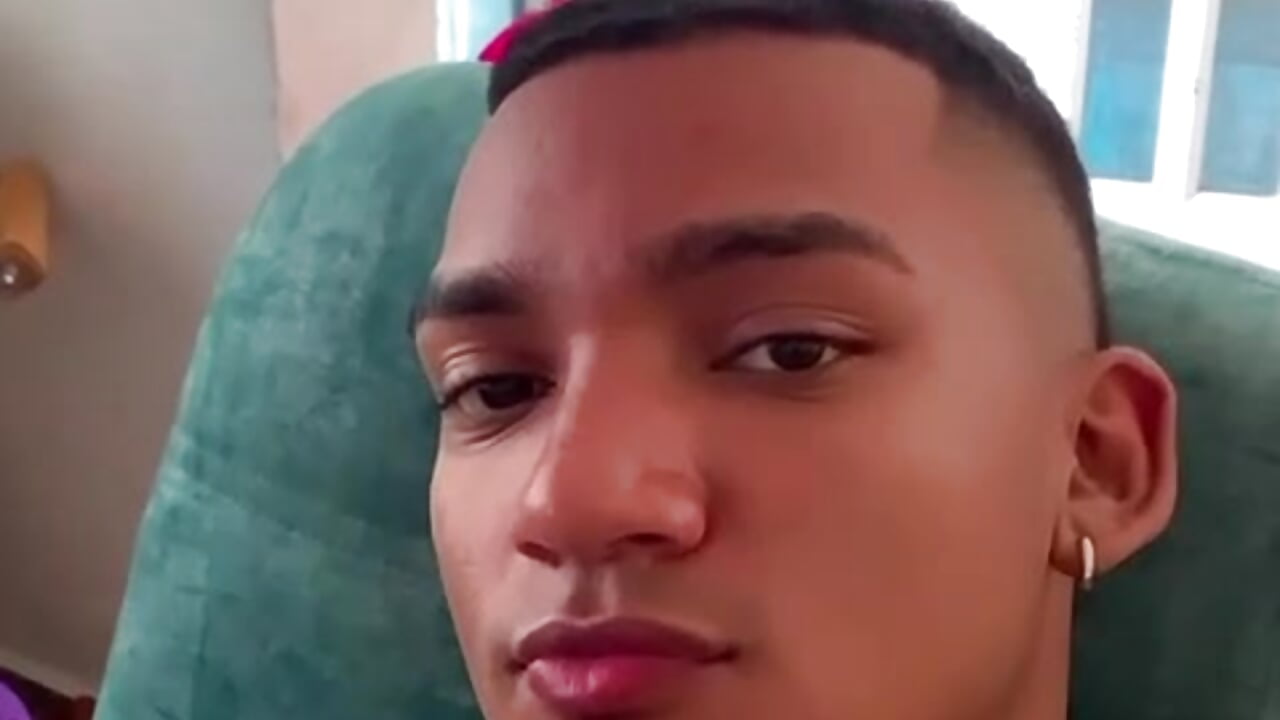 ebony sexy – video af KleytonCollins cam-model