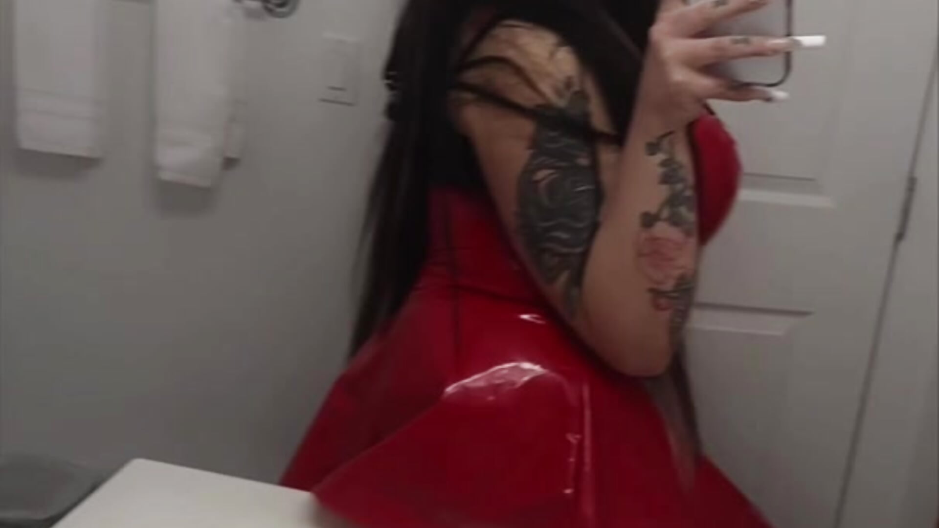 630C9CE7-78F0-42CF-8867-3383D31756B2 - BaByDollxChloe主播的视频