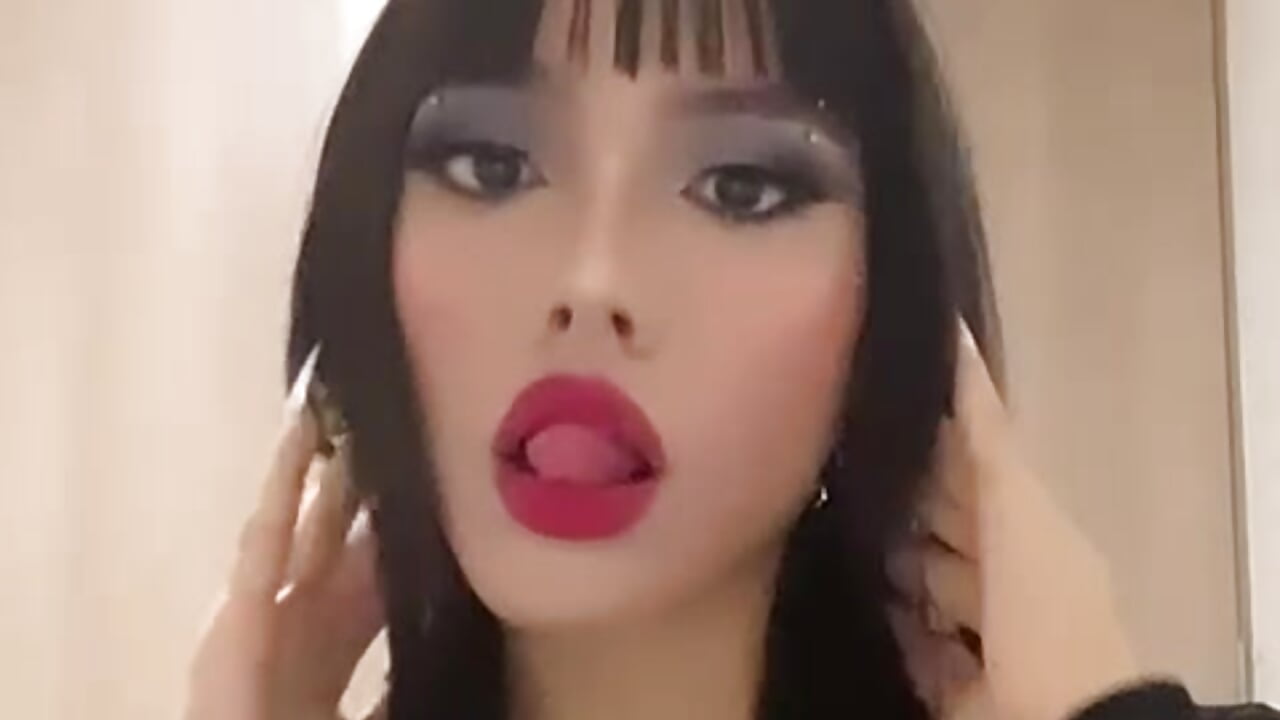 Infernal Tease 😈 - vidéo du modèle de showcams Naia-Nore