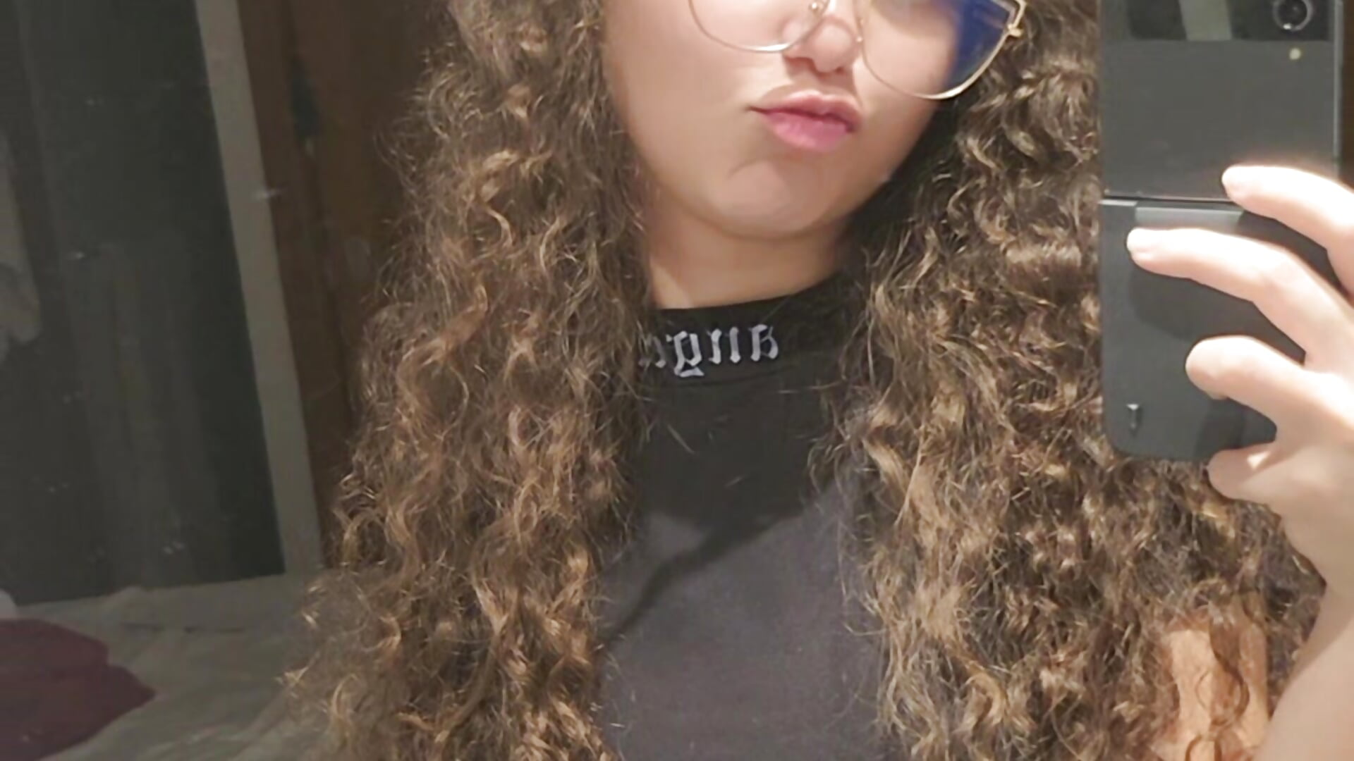 2025-09-17-185140553 - clip cu racheldepp_ model videochat