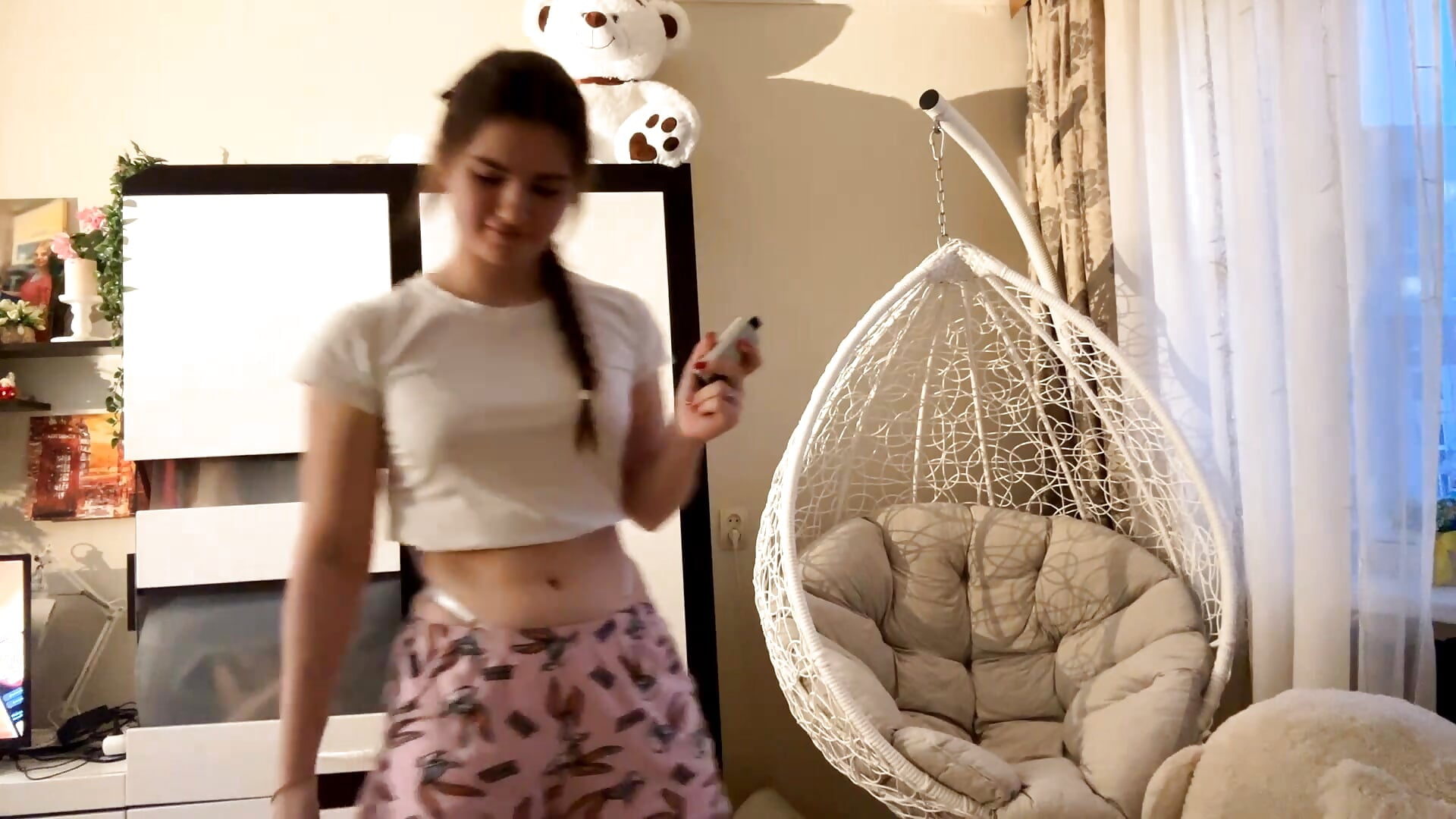 dancing show - video di AnjaEmmlck modella di cam