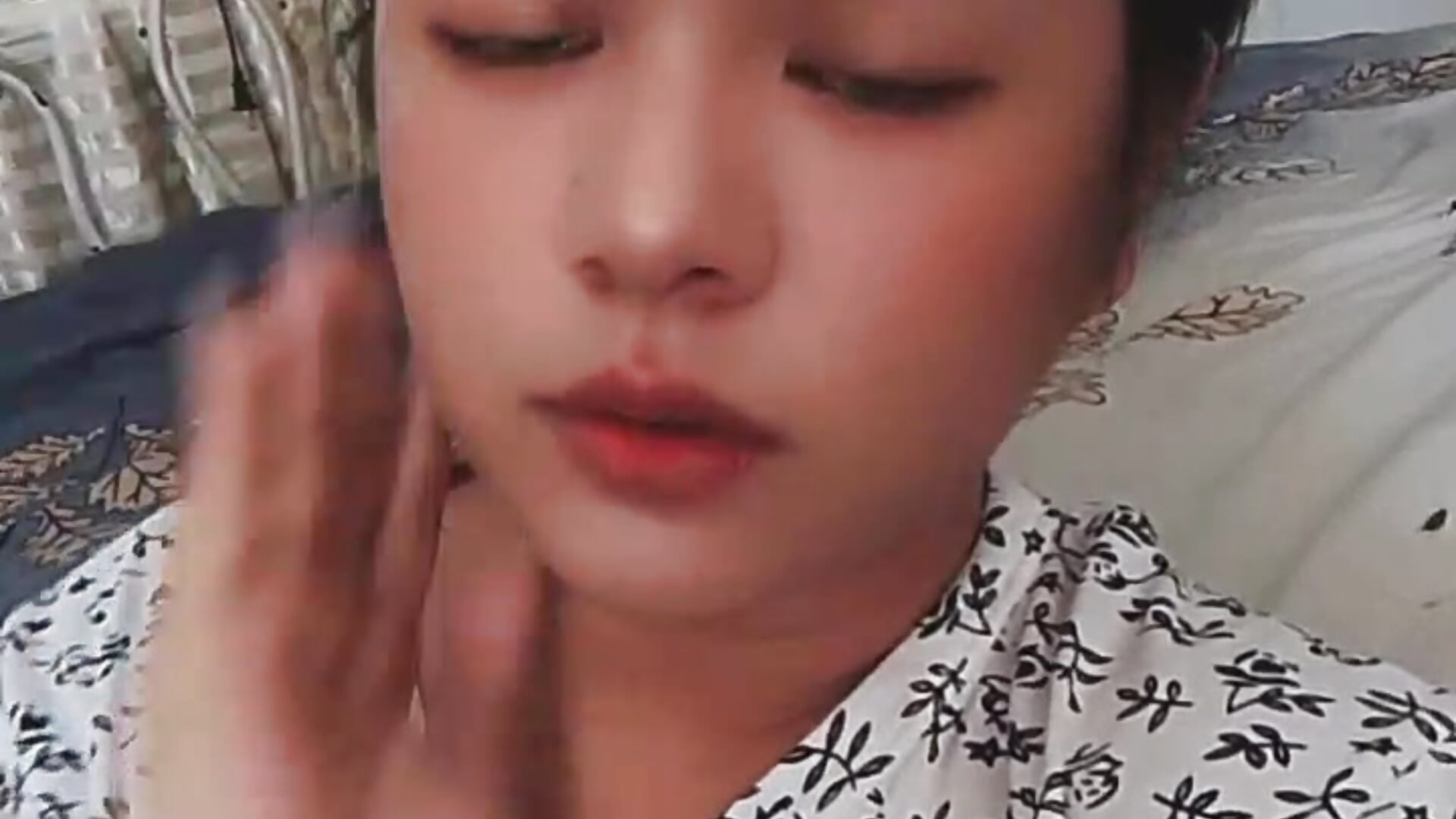 14d73cc5040564a3c860b064e6215a22 - Seductiveass adlı kamera modelinin videosu