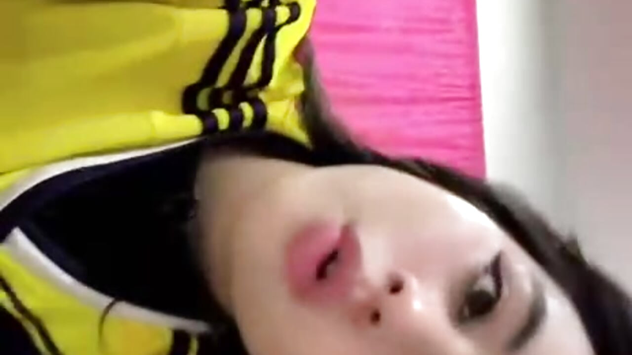 WhatsApp Video 2026-09-03 at 10,19,23 AM (4) - video van IsaBluee cam-model