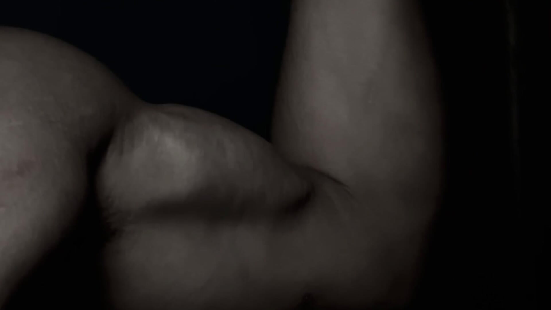 Big biceps bby - Vídeo de urfuckbunny, modelo de vídeos