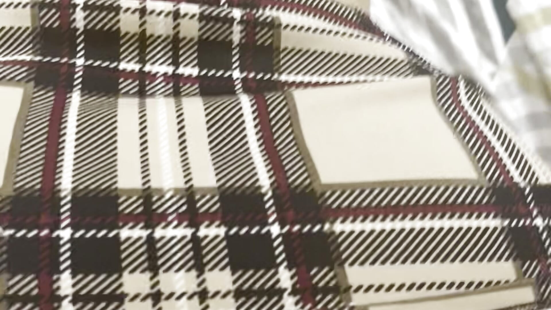 705 - video di Alopez972 modella di cam