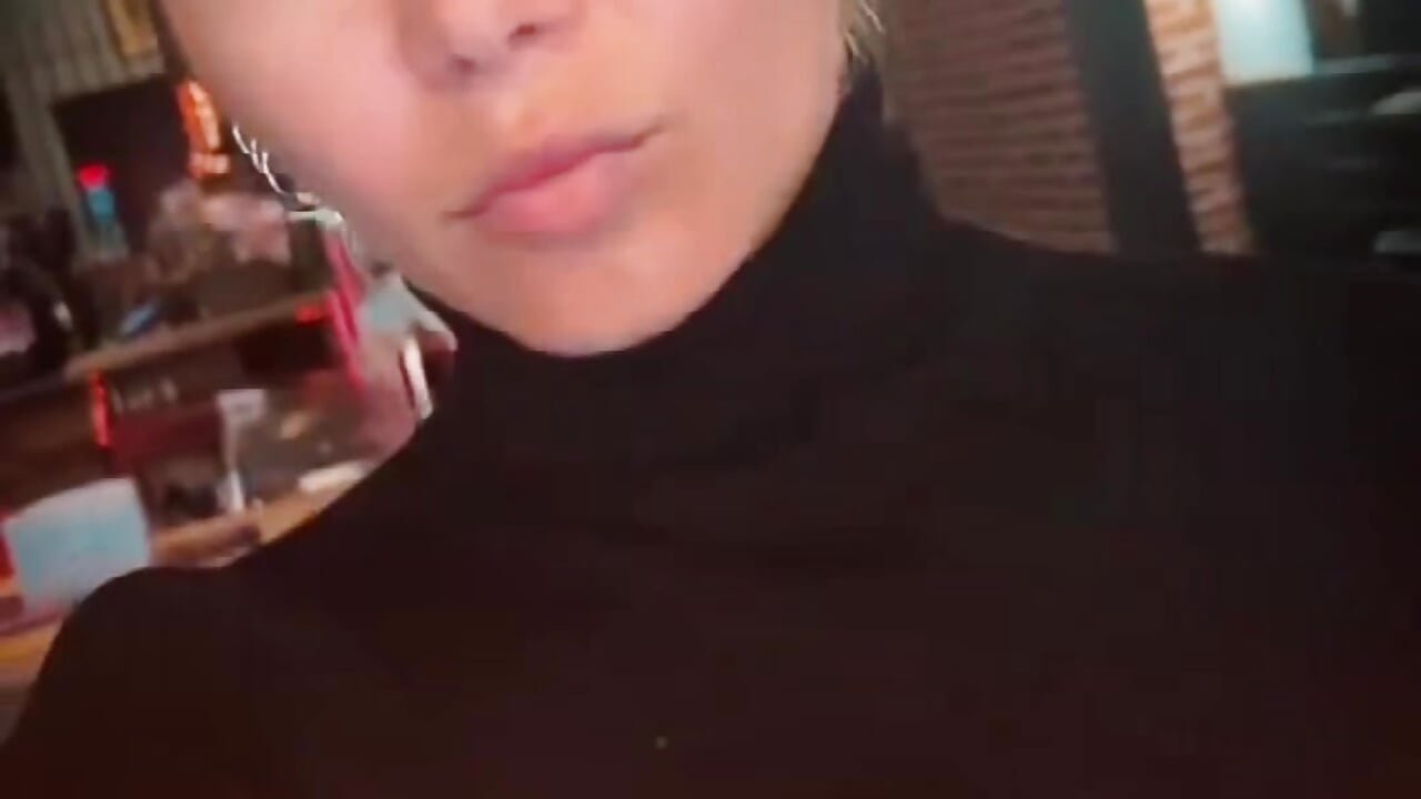 profile-intro-video-1772647825 - vidéo du modèle de showcams Alexxa_XX