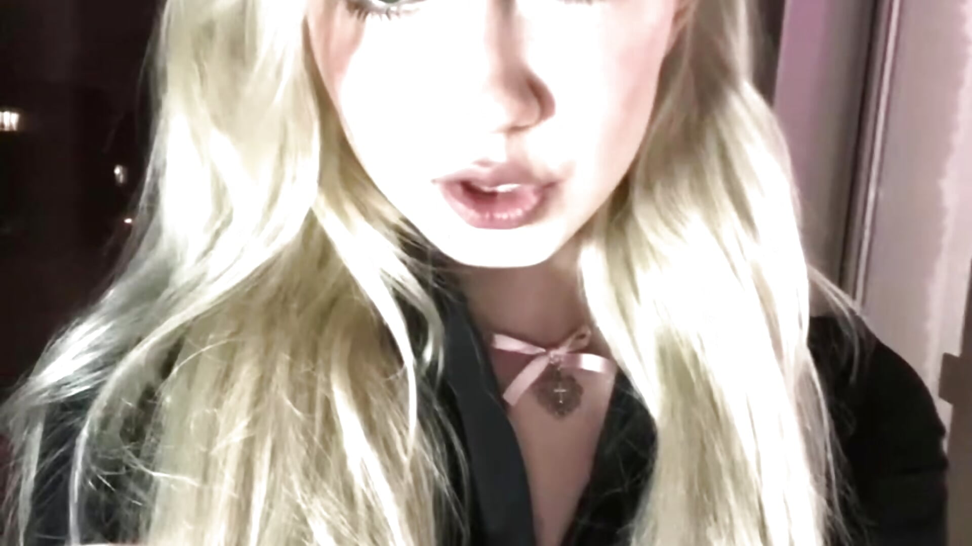 0111 - video by BerneiiceNases cam model