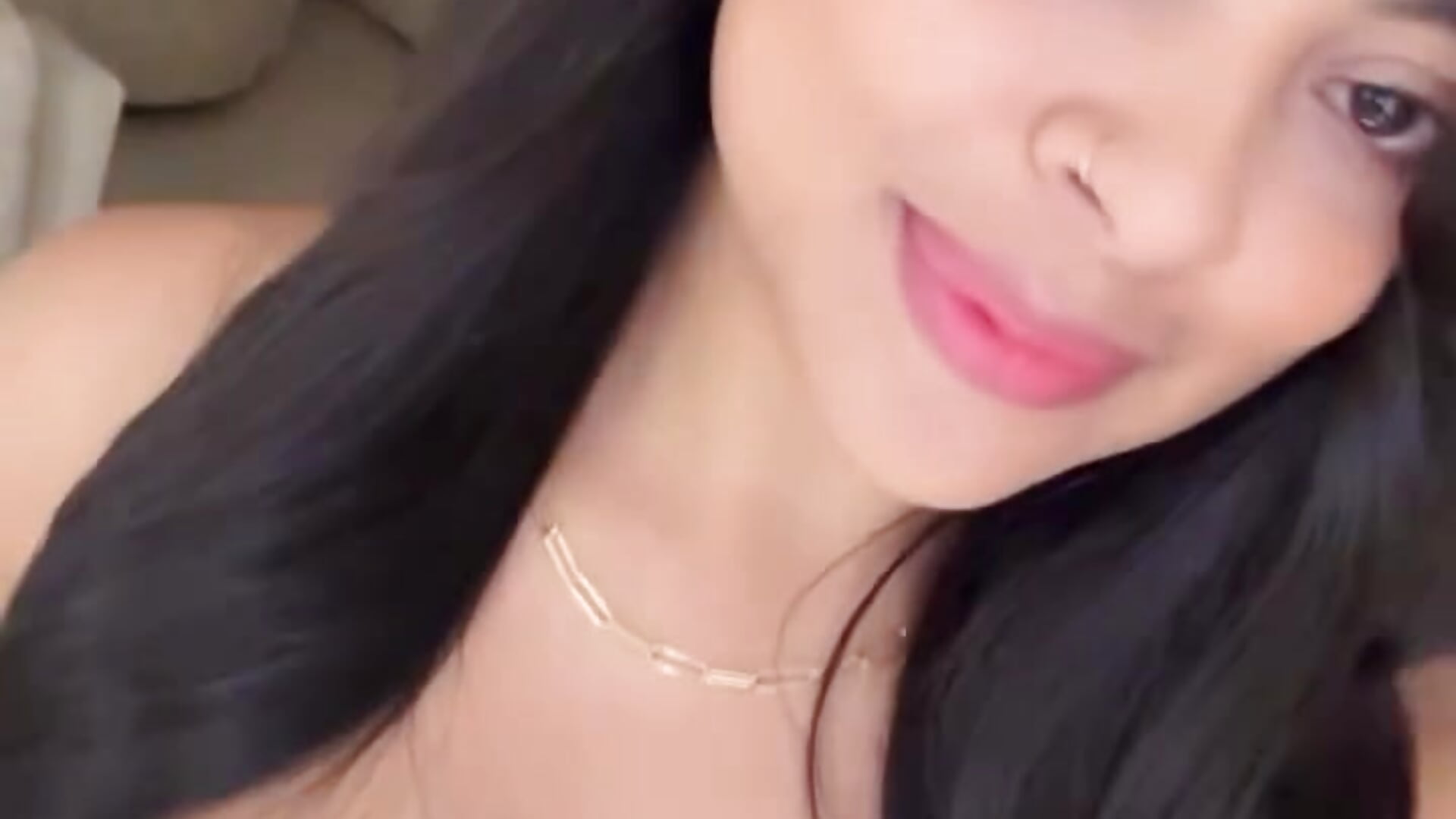 9d61c098f26647a8b03e4b1d77e24839 - Cinthya_goez adlı kamera modelinin videosu