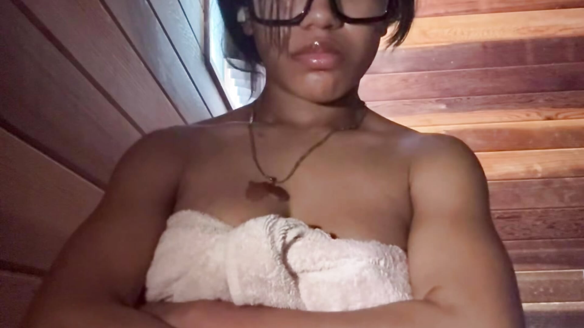 Opened towel 🧖‍♀️🤍
