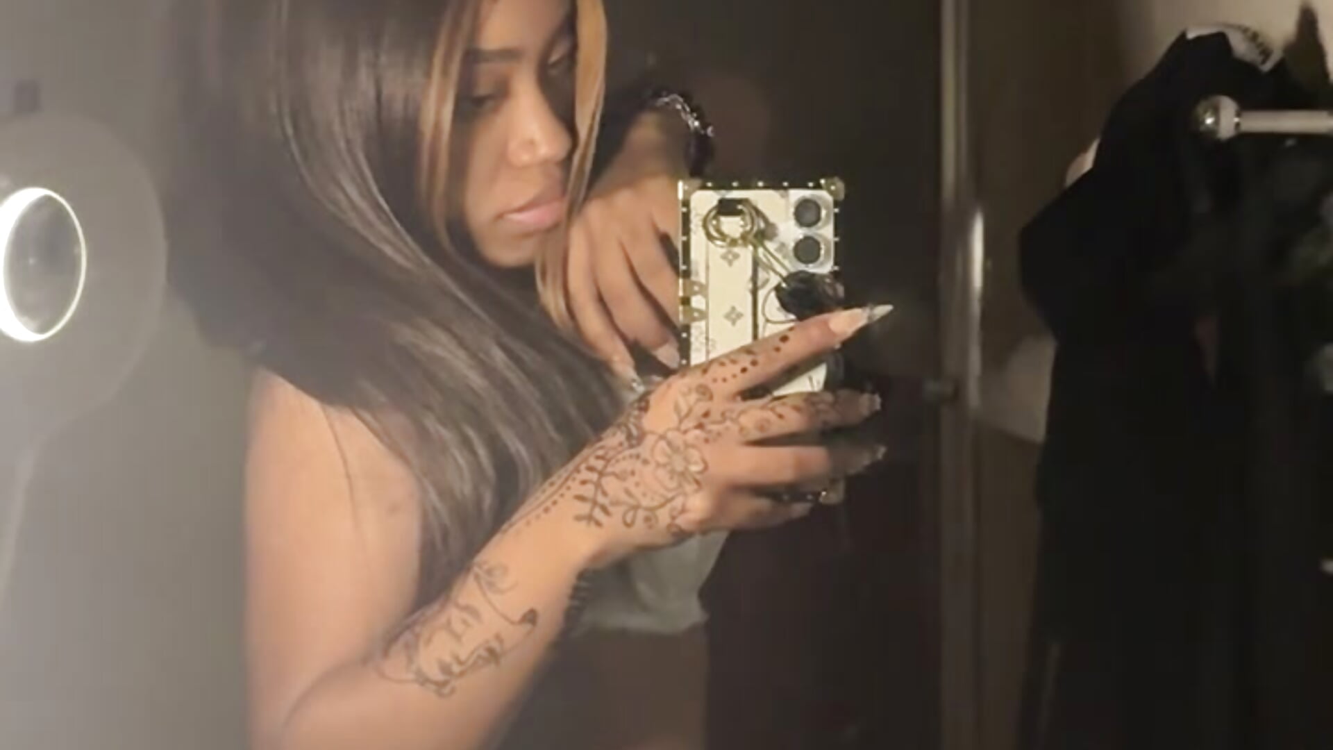 Blue lace🦋🩵 - video by lifeoftt_19xx cam model