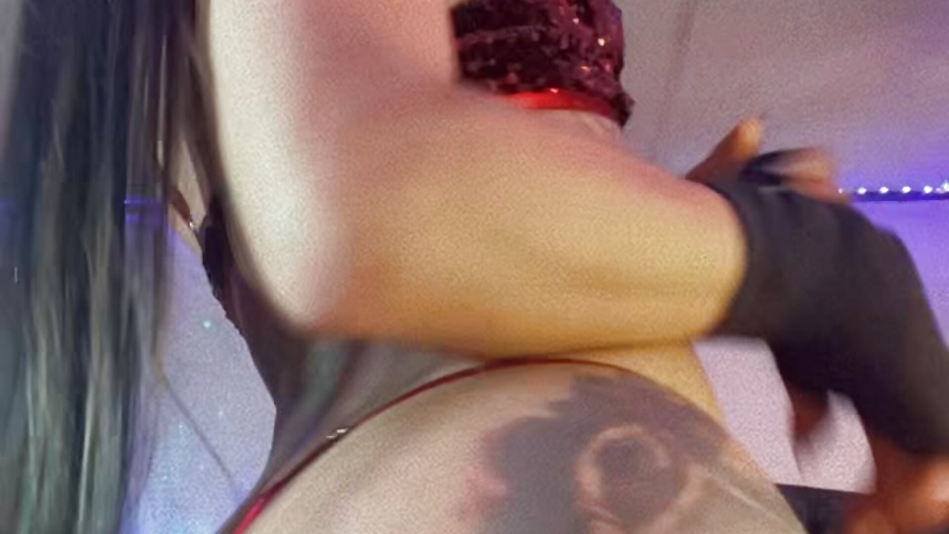 B6890374-9673-4B51-A637-551228936E40 - video by SWEETT_BRII cam model