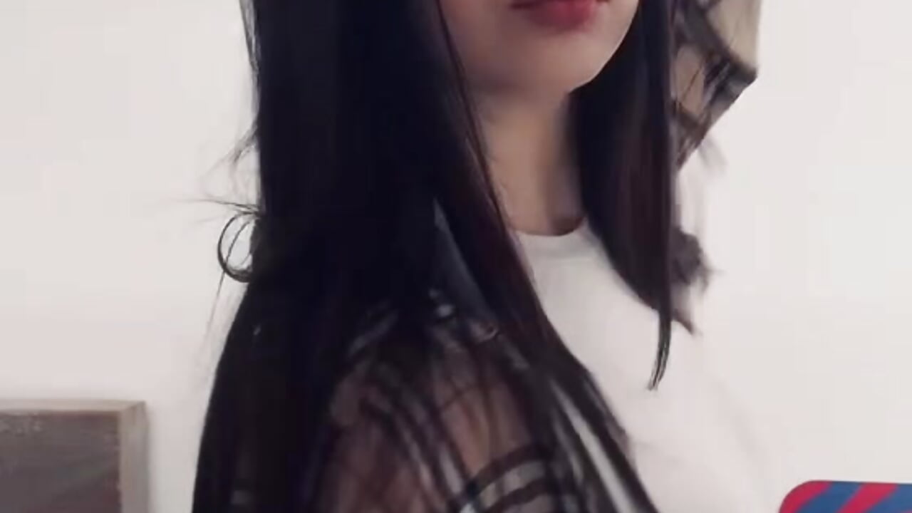 IMG_5517 (1) – video modela na kameri pinky_beby