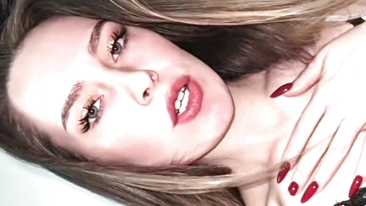 Sweet Kira - วิดีโอโดย MillaLilu โมเดลแคม