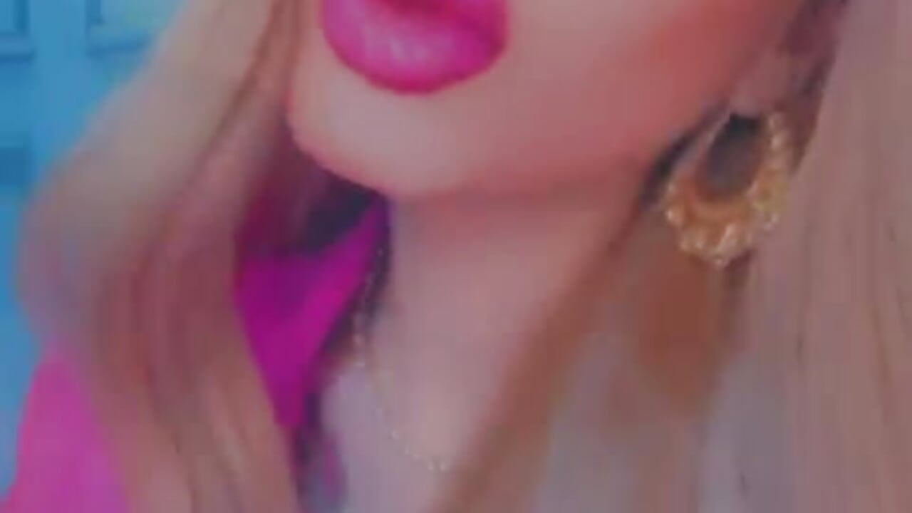 more of me x - video by Demi_Lovex cam model