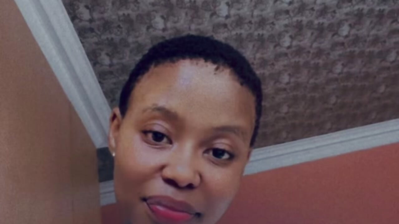 profile-intro-video-1769527314 - video oleh Prettykasigirl kamera model