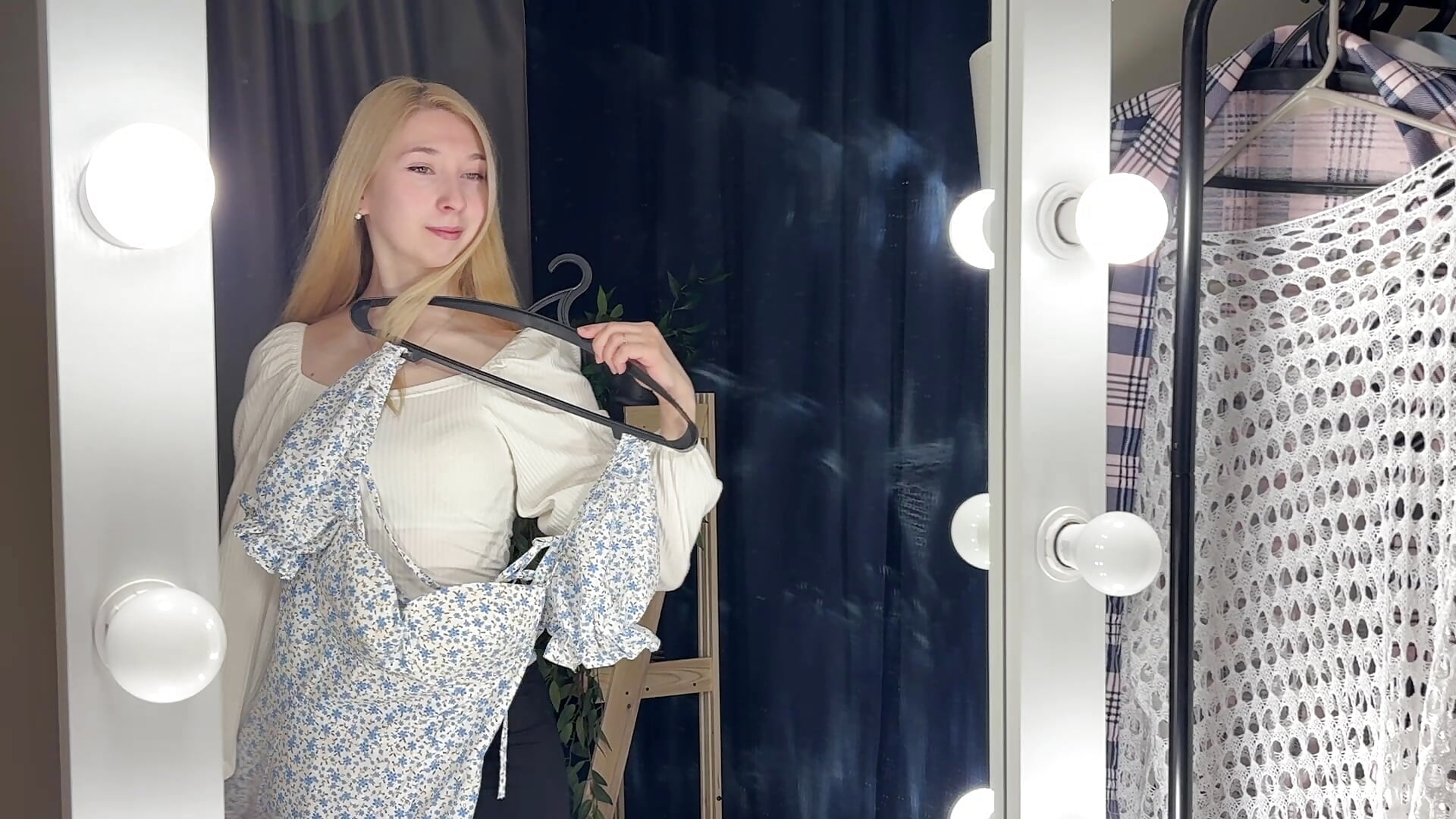3 - video by JacqueBeck cam model