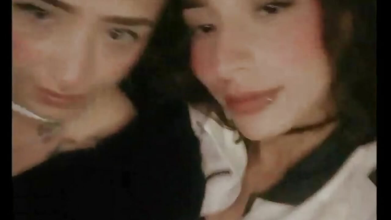 Guess where we're going?? 👀🧚 - video by AlexxaAndRileyy cam model