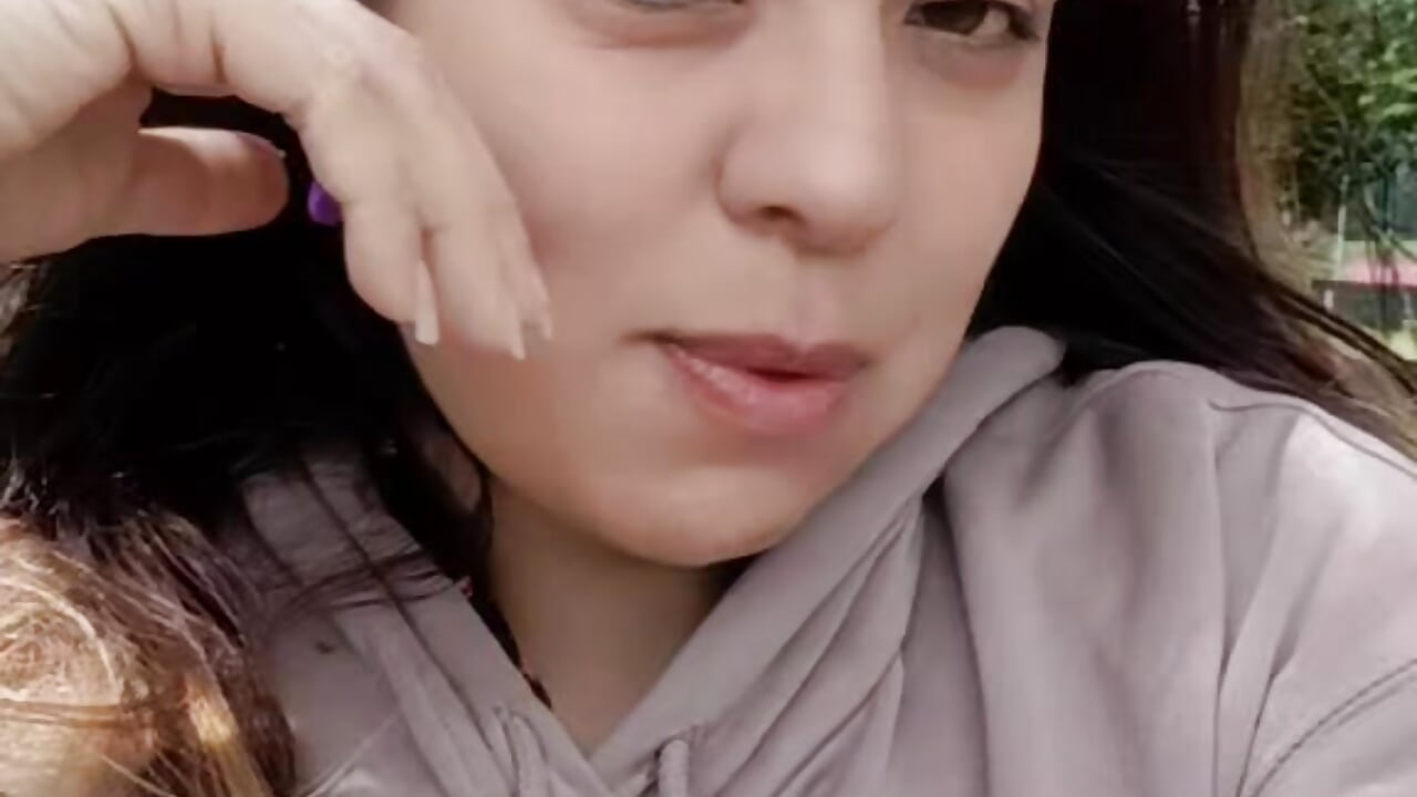 Sábado natural 🍃 - video by sami_1_8 cam model