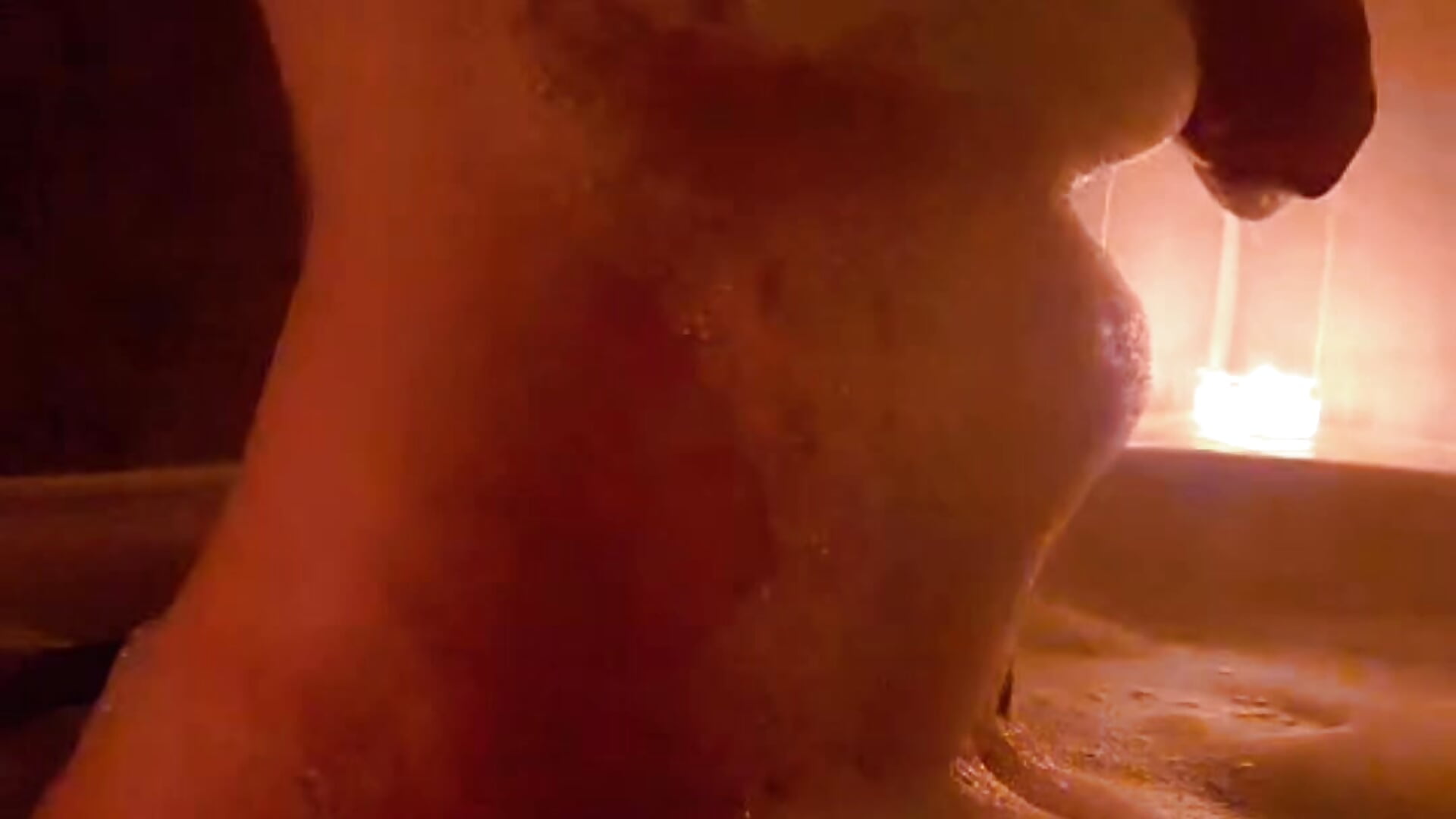 v24044gl0000d5io0ovog65plhnvits0 - video by BustyGoddess41 cam model