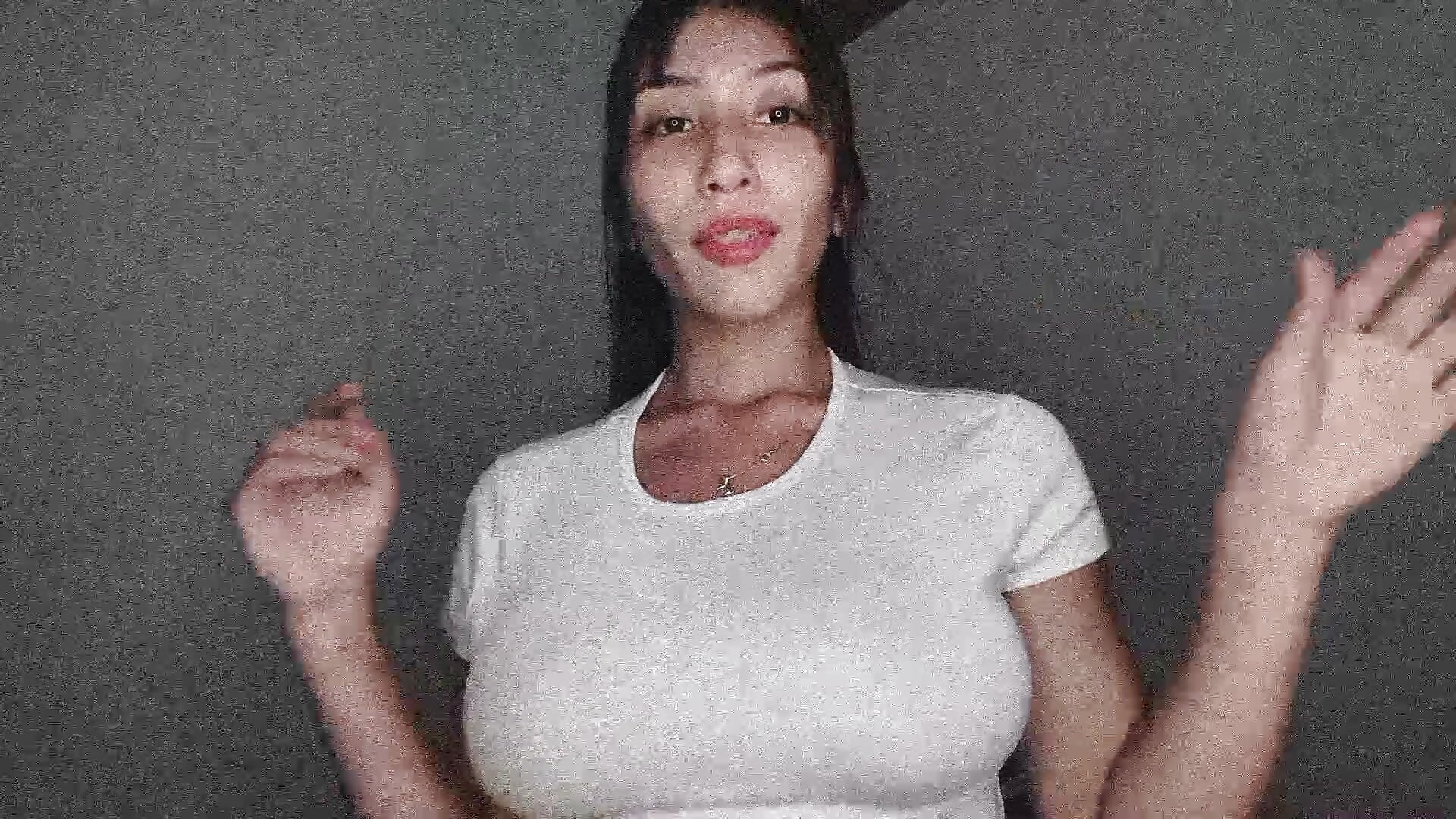 Hello 👋🫠 - video av Mavi_roouse cam-modell