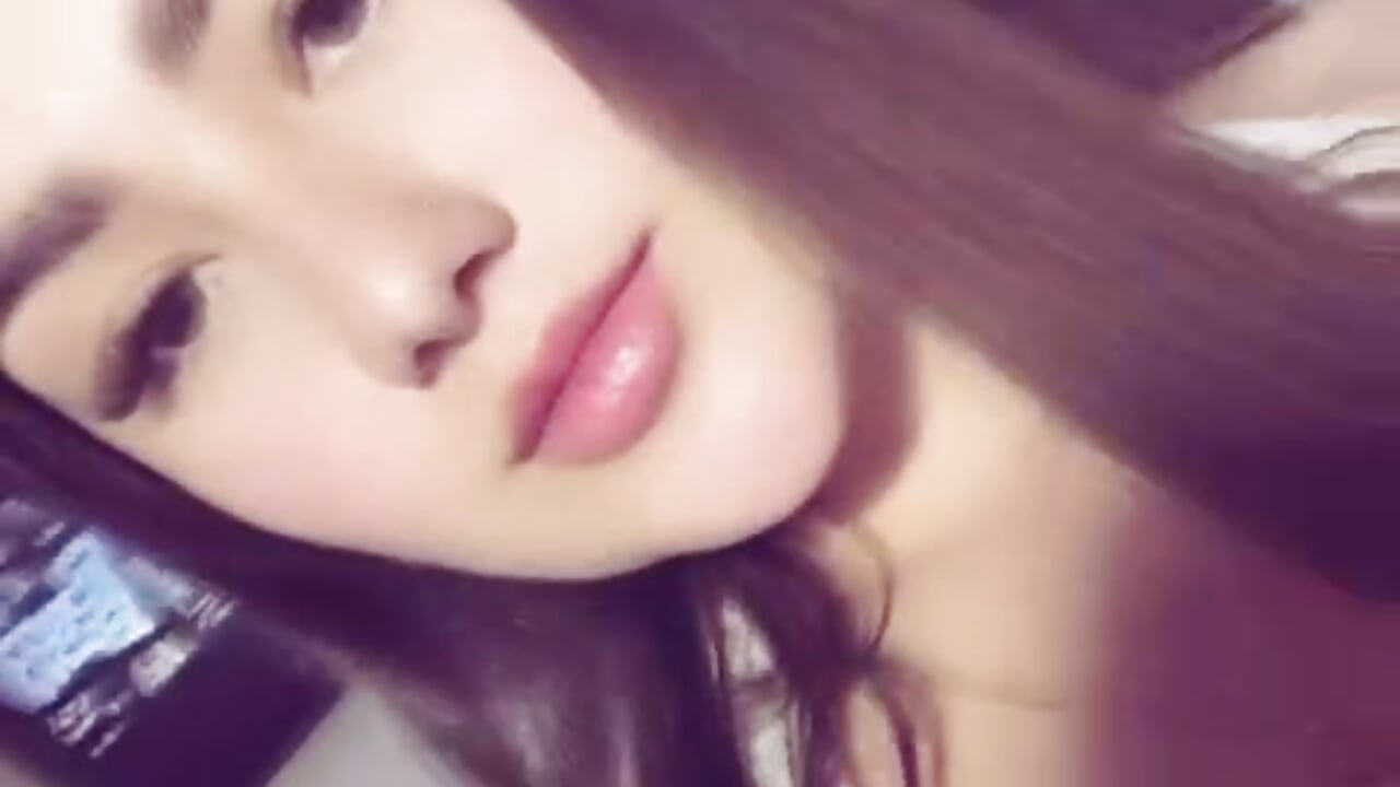 Cool Day - فيديو من Valery__rosss موديل الكام