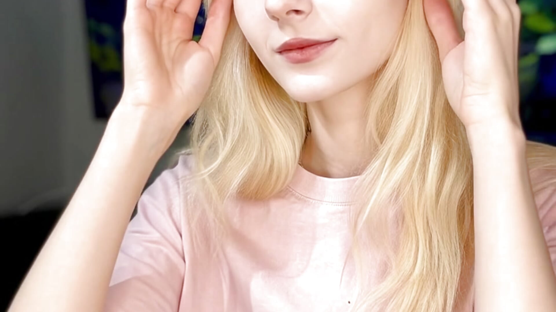 Nine Lives of Love 🐱❤️ - فيديو من JuanaSumma موديل الكام