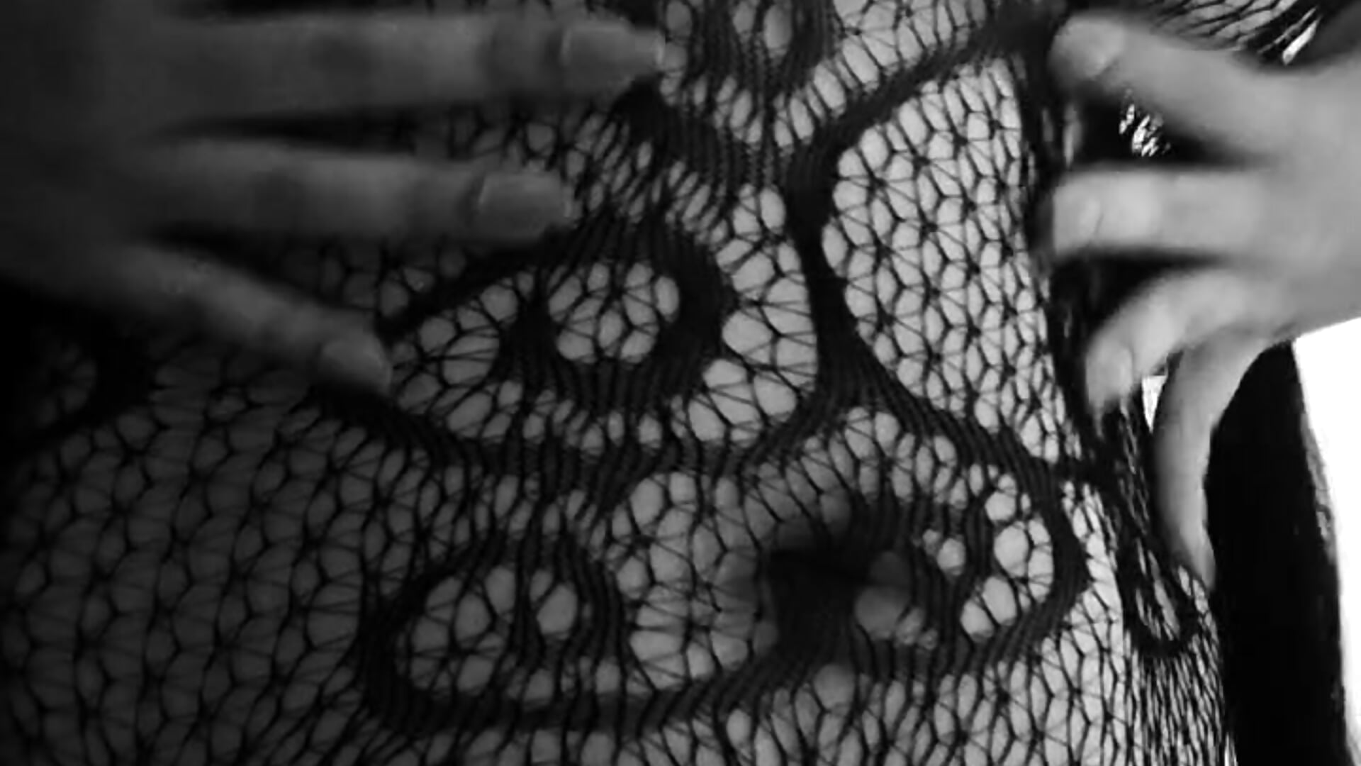 black tights - video của người mẫu cam vargazHannah