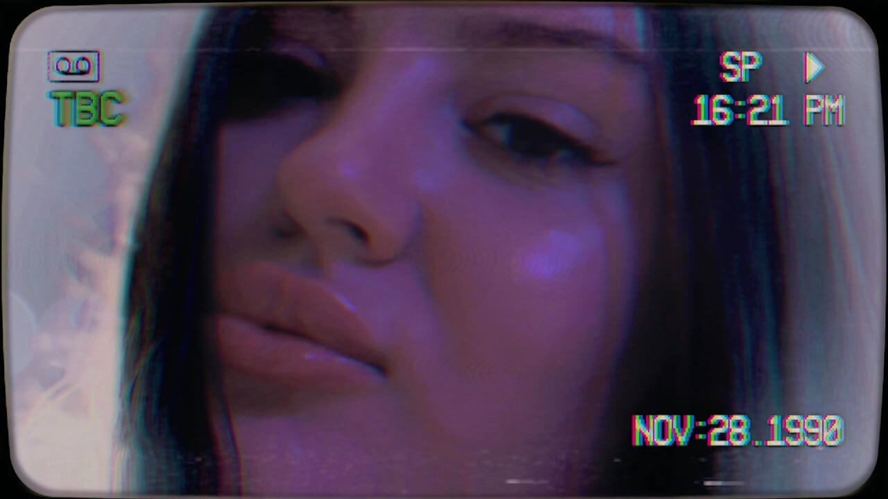 Two sides of me🌗 - video by Al1ceGreen__ cam model