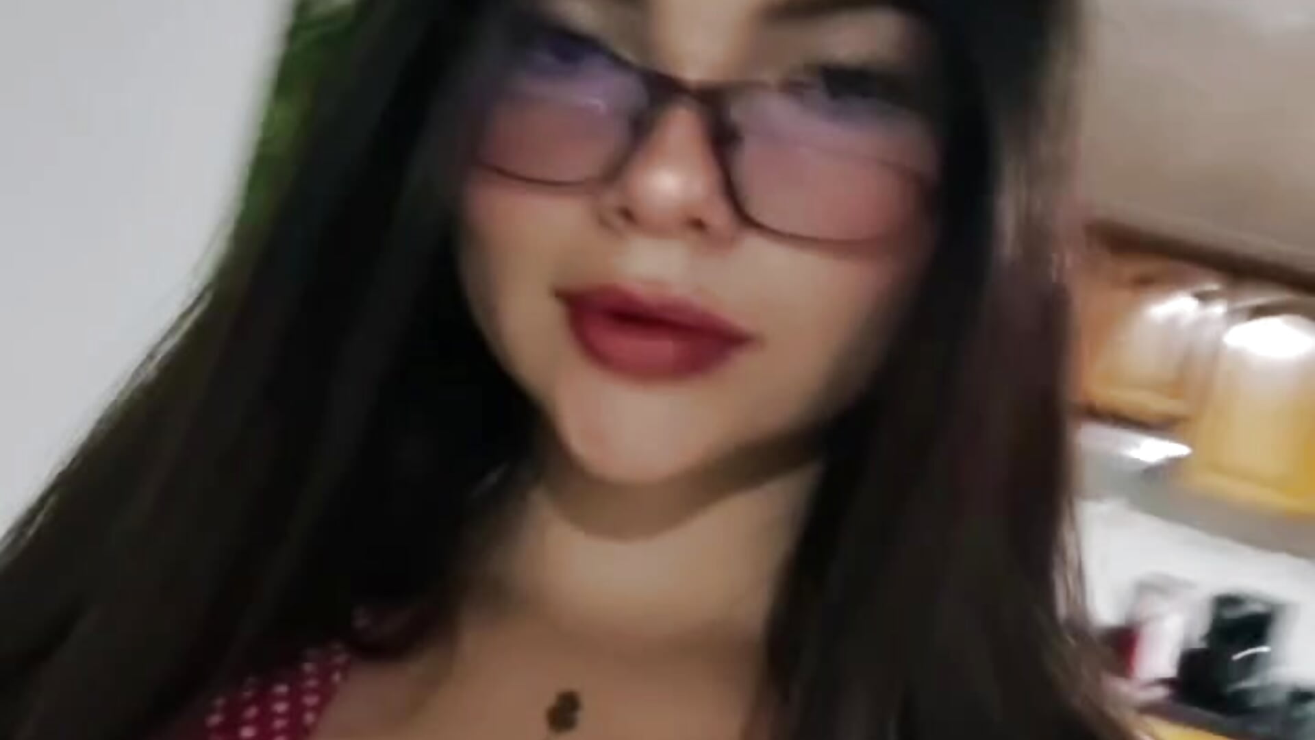 😎 - video by Adhaira_pink10 cam model