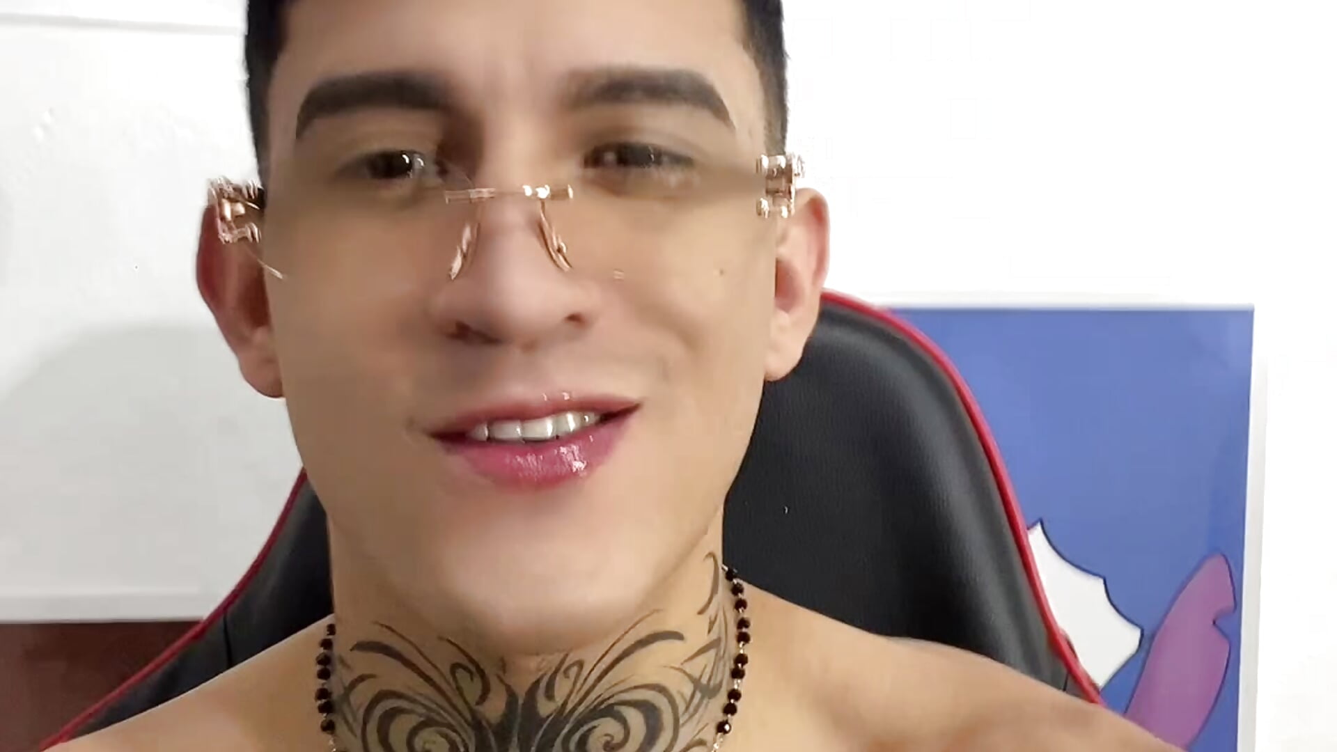 b8e4ab6ec4dc44abb31e8bdd210c8598 - video by Abraham_Lincon777 cam model