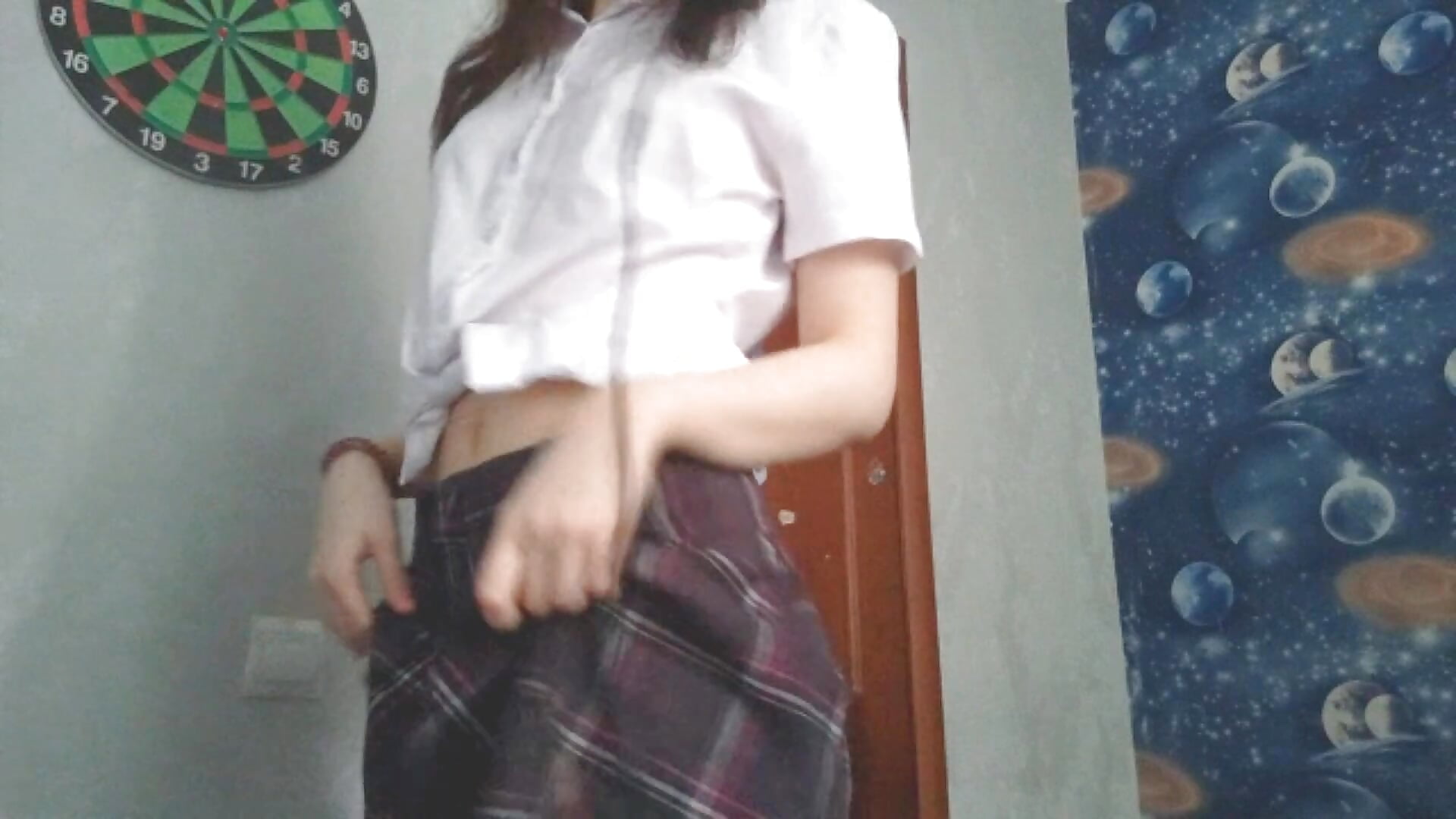 Little dance moves - video van GameToiler cam-model