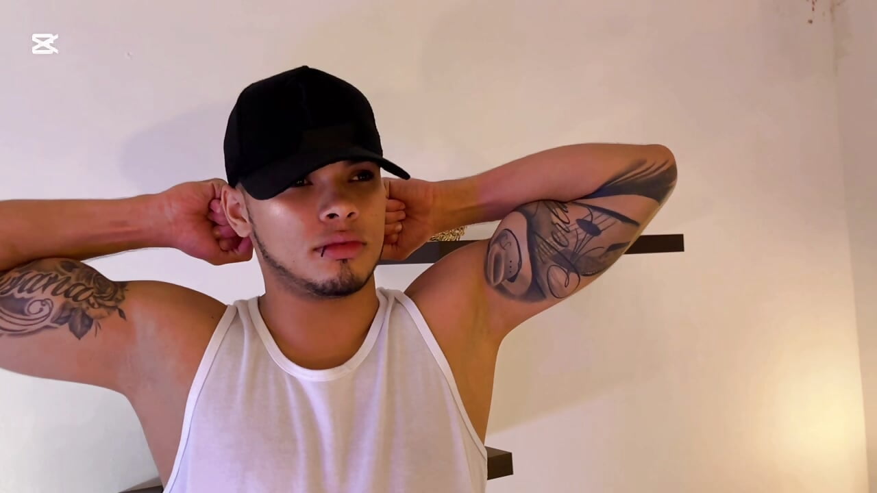 Tattoos - video Kayle_Nico kameramallilta