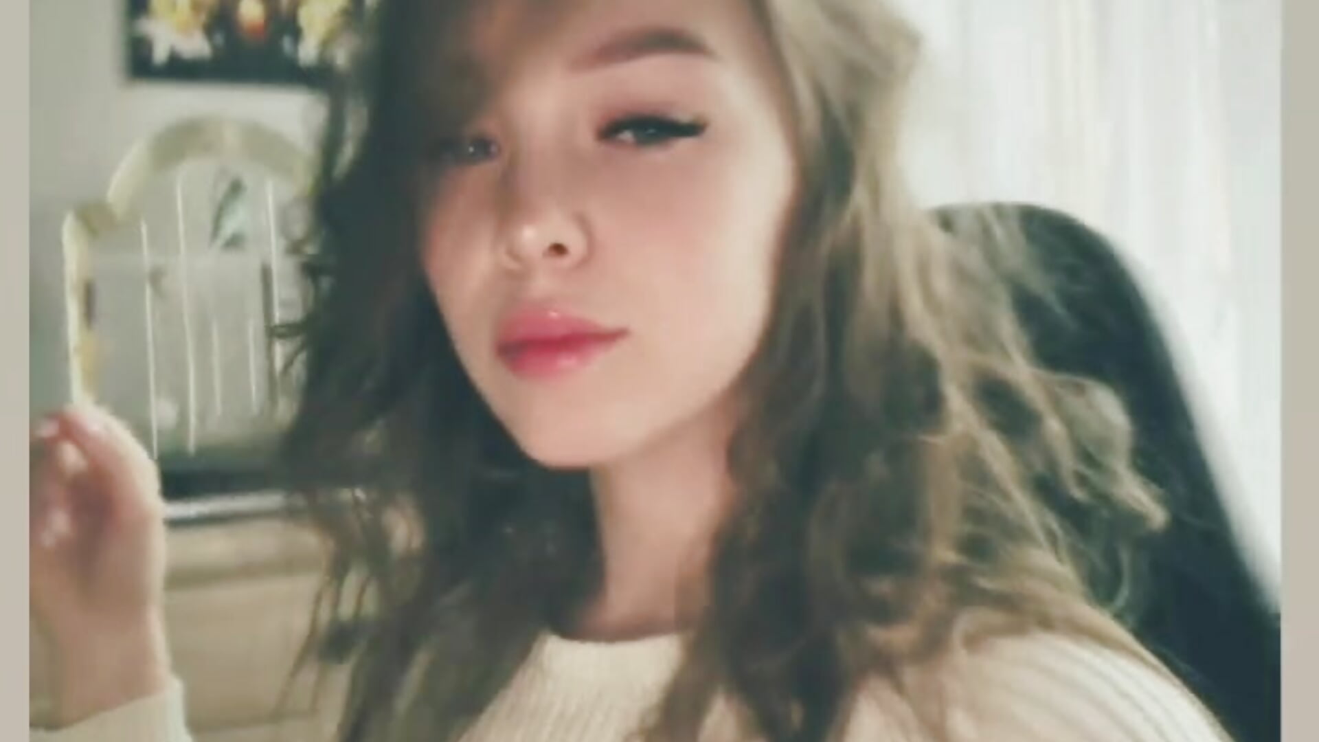 I'm making faces 😁 - video by LaurynKand cam model