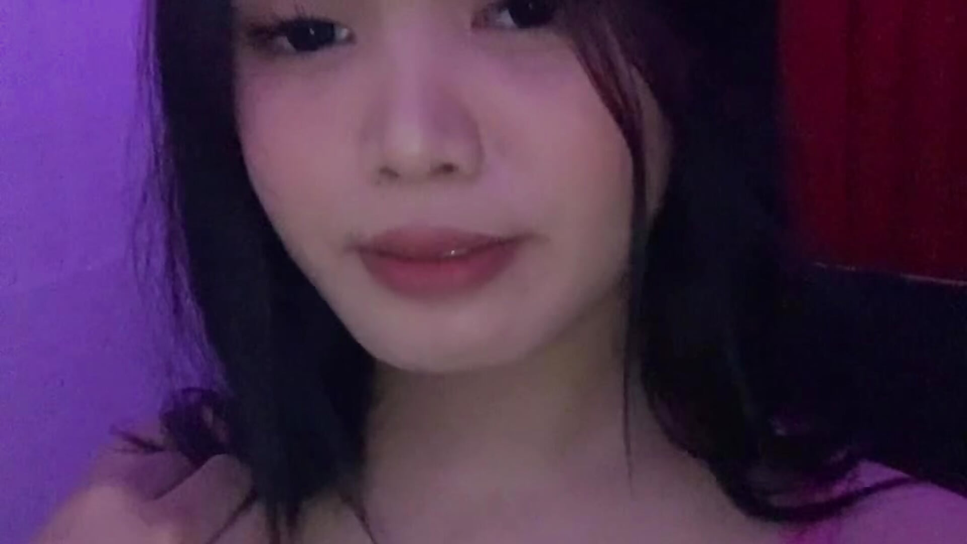 kisses - BigCockSummer 캠 모델의 동영상