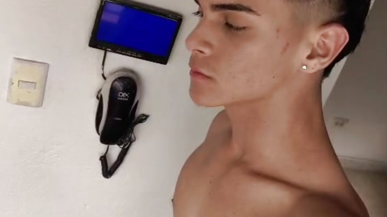 hey - video by dominant_boy1 cam model