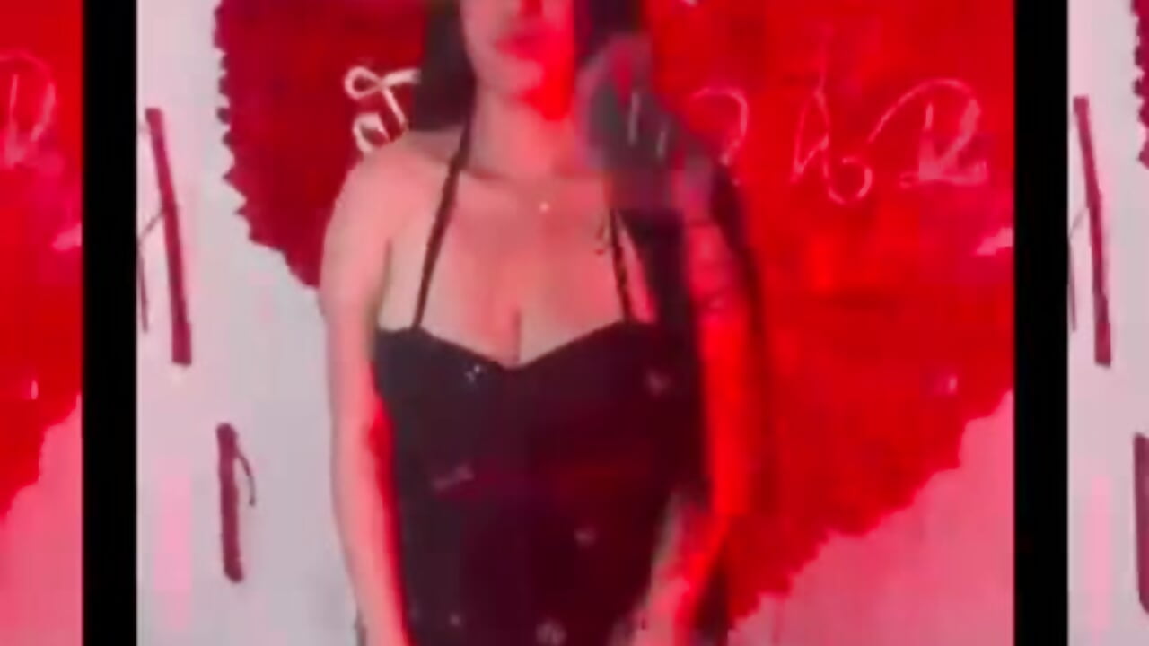 san valentin - วิดีโอโดย keileen_luna โมเดลแคม