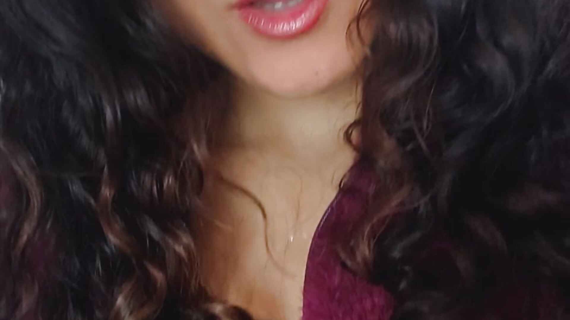 1000003268.mp4 - βίντεο μοντέλου Freyarosse