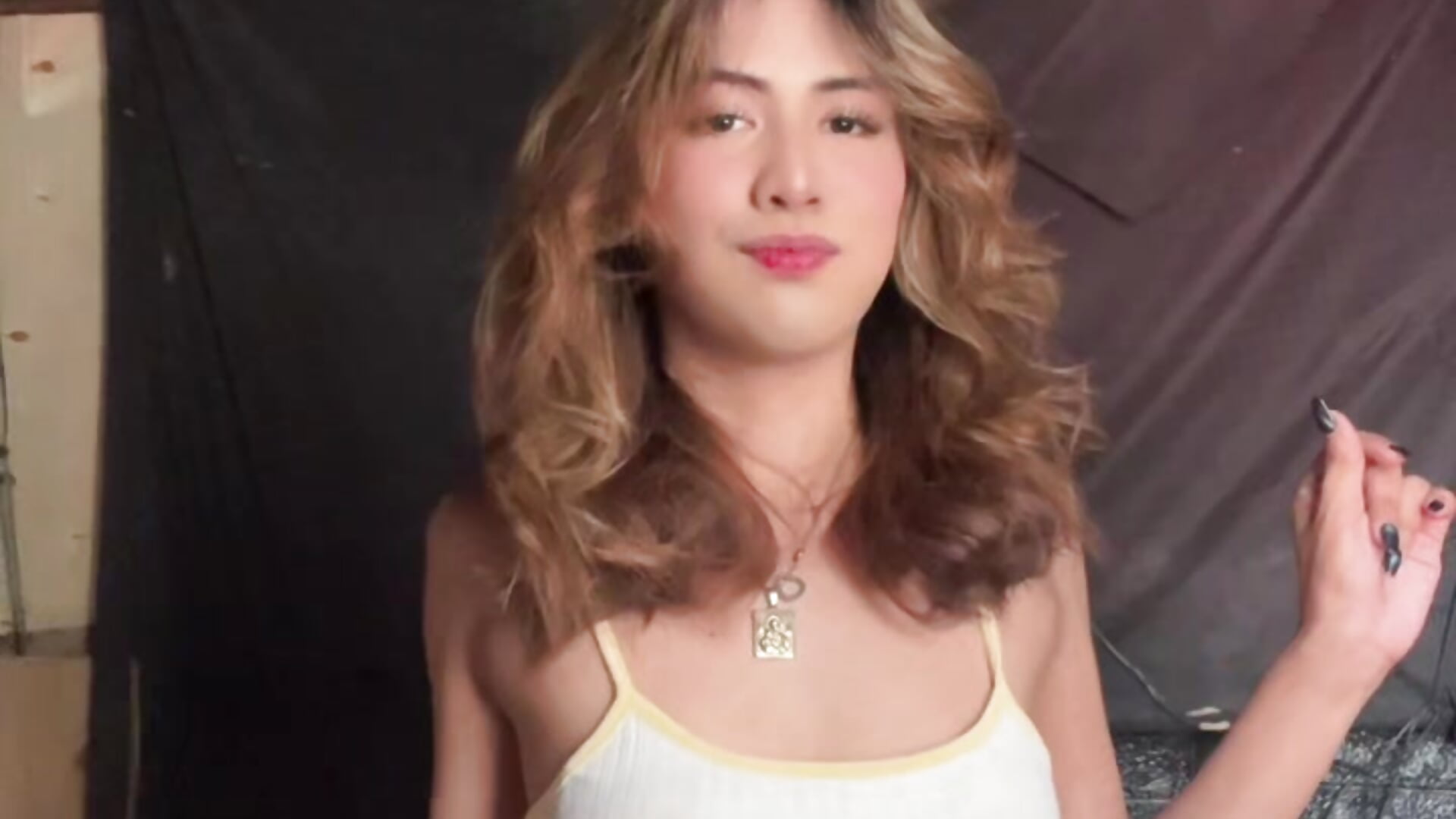 v14044g50000d53napfog65kmbm0ppv0 – видео вебкам-модели MadySmith