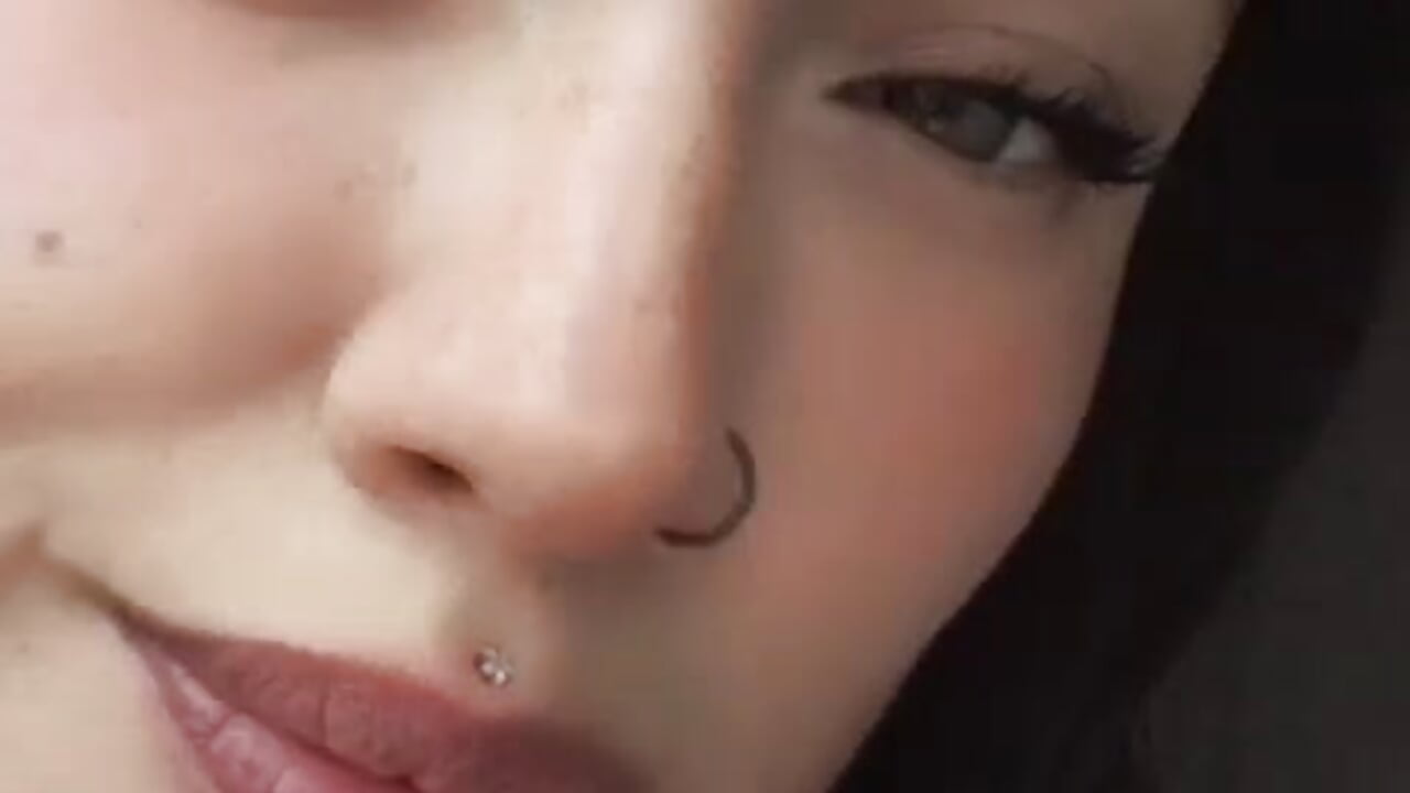 WhatsApp Video 2026-01-14 at 2.20.33 PM.mp4 – видео вебкам-модели glafiraHot