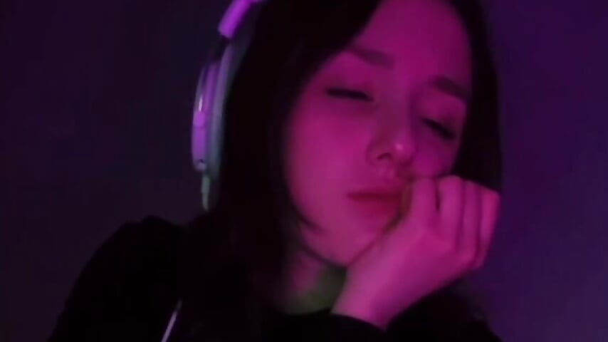 profile-intro-video-1768863928 - วิดีโอโดย PorshaFluellen โมเดลแคม