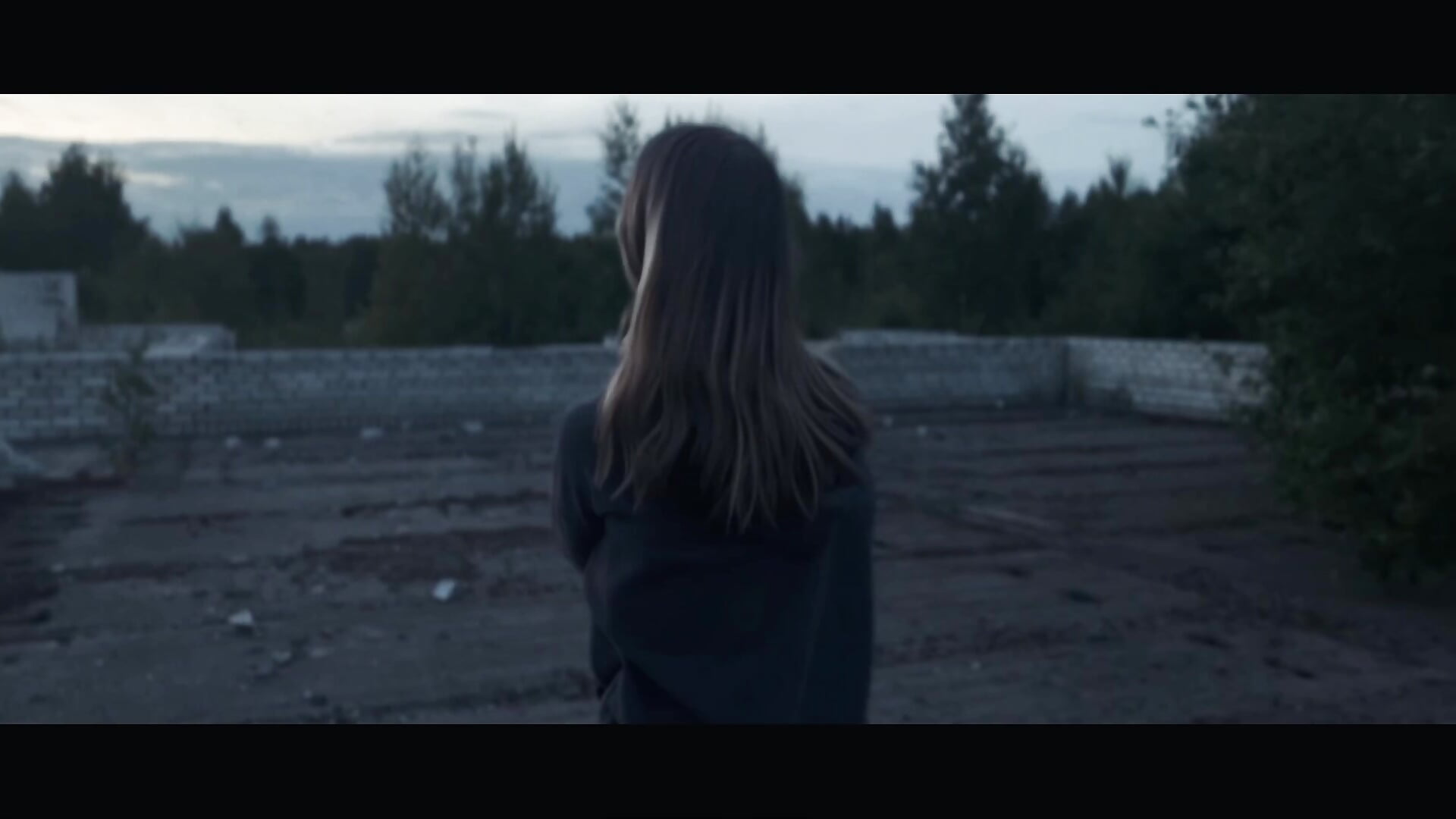 Long hair 😁 - video by OwlLynn cam model