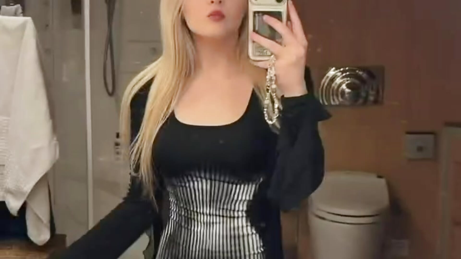 My fav video ❤️ - video by LynellPaveglio cam model