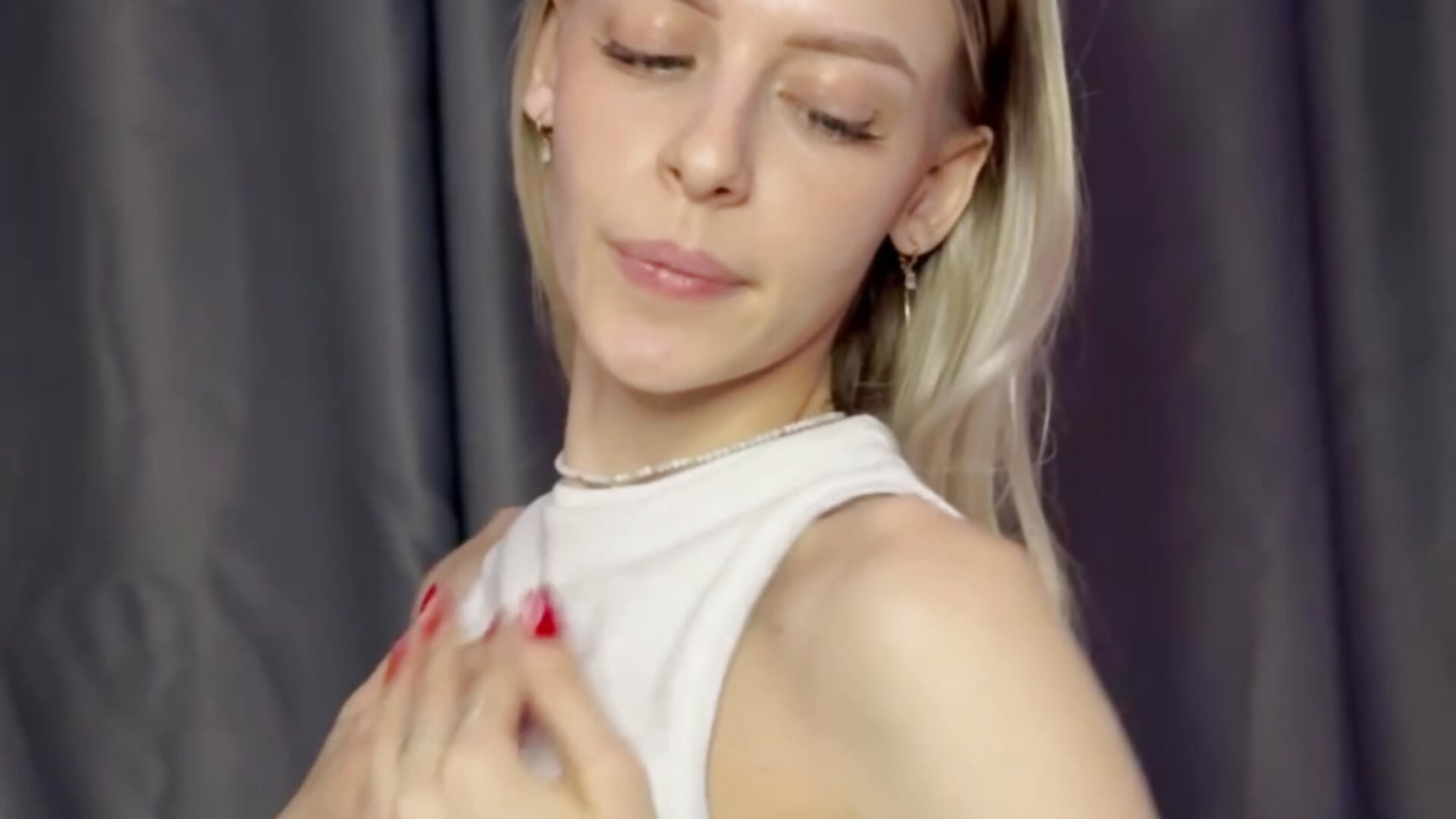♥♥ - video by kittie_like18 cam model